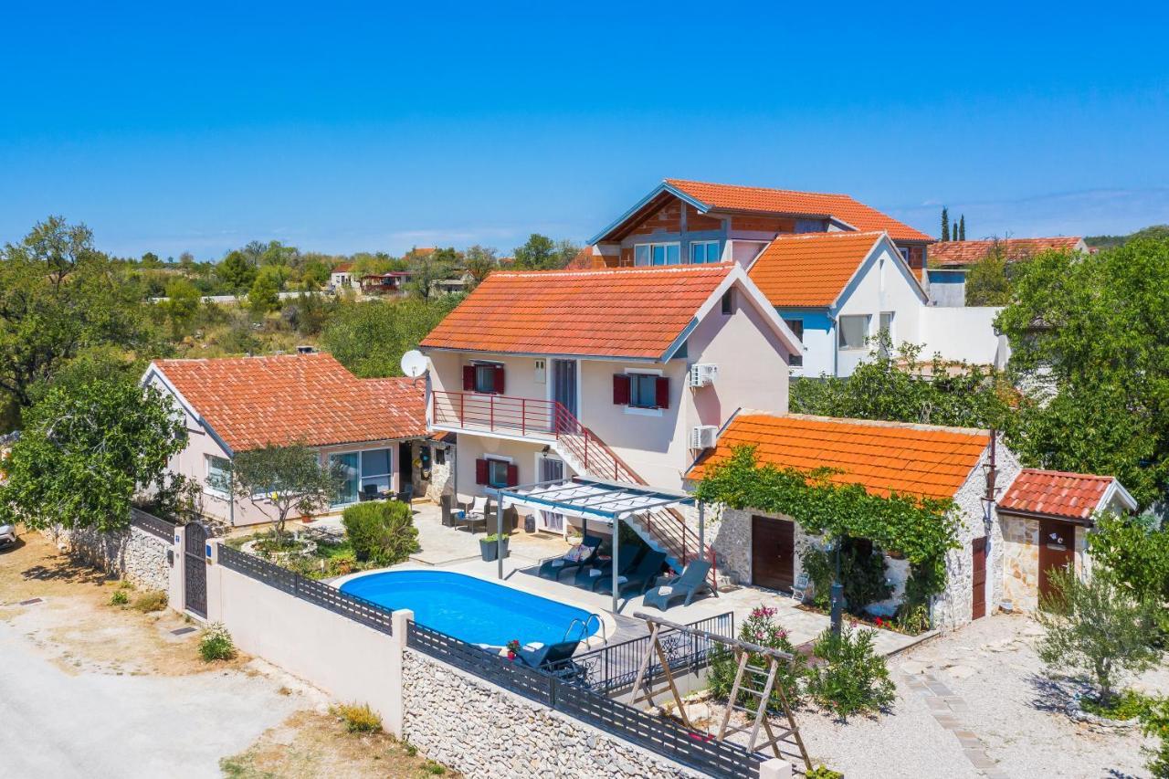 Holiday Home Rosko 스크라딘 외부 사진