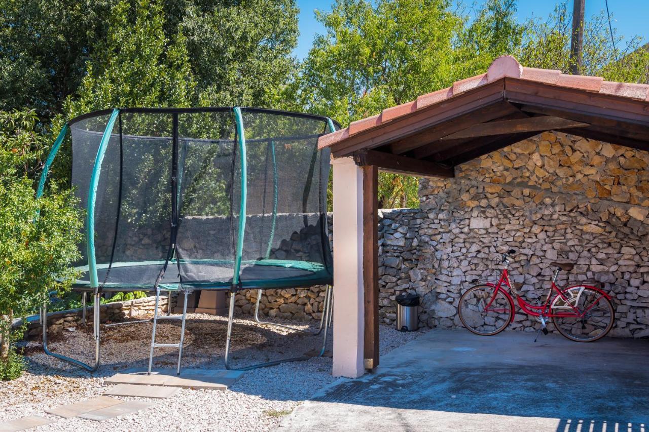 Holiday Home Rosko 스크라딘 외부 사진